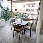 Near Center 3 Apartamento
