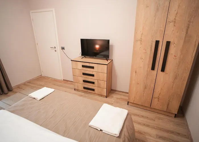 Apartamento Near Center 3 Tirana