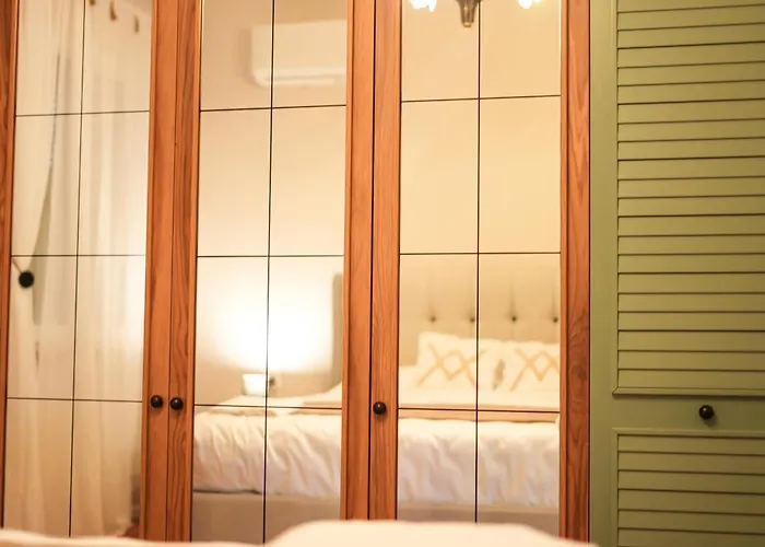 Apartamento Near Center 3 *